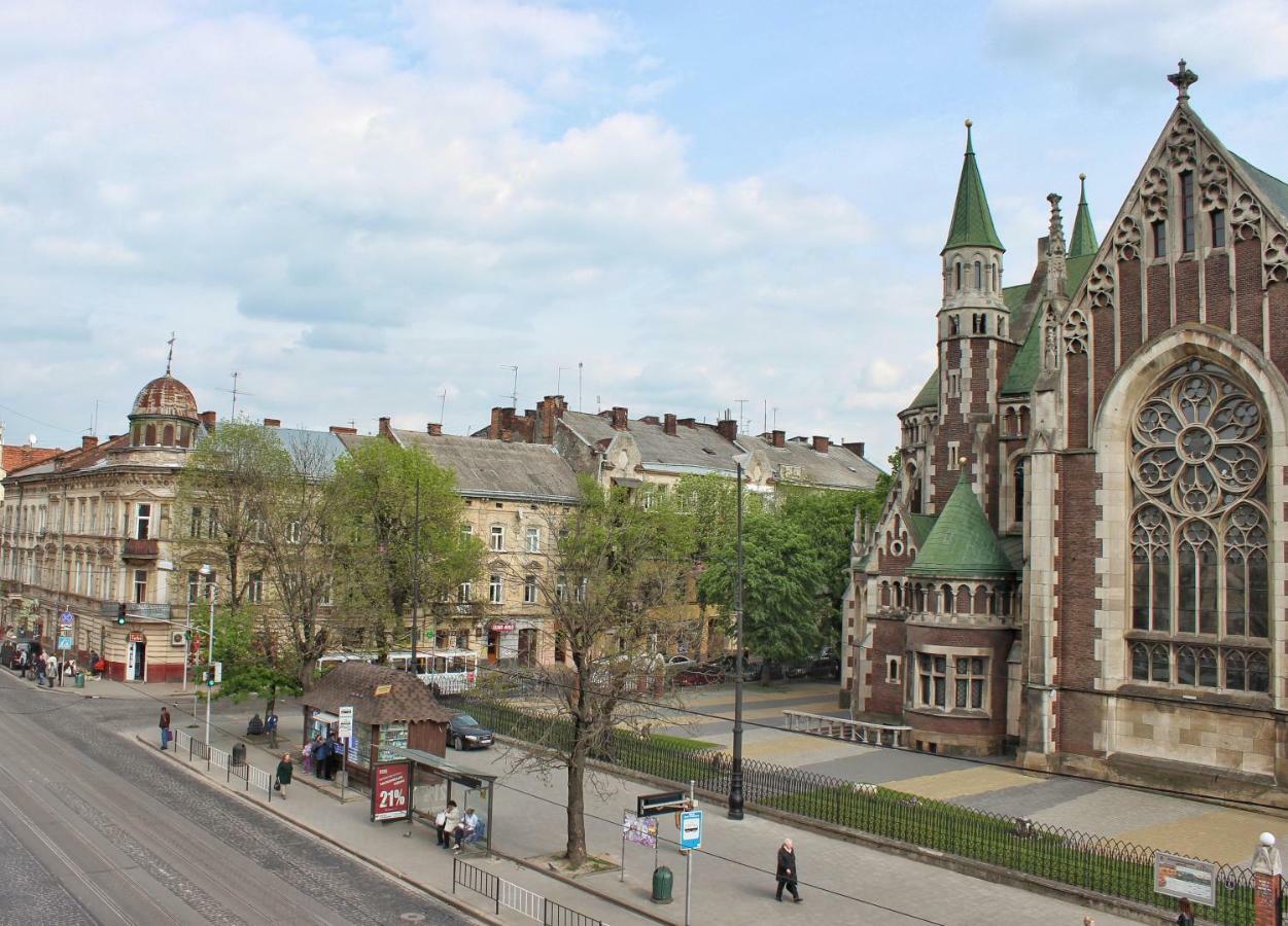 Віп Простора Квартира Біля Вокзалу На Вулиці Городоцька 102 Lviv Ngoại thất bức ảnh